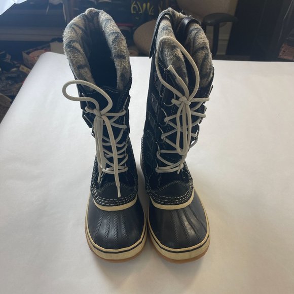 Sorel Insulated Black Lace Up Suede Mid Calf Boots Size 8.5 - Picture 3 of 5